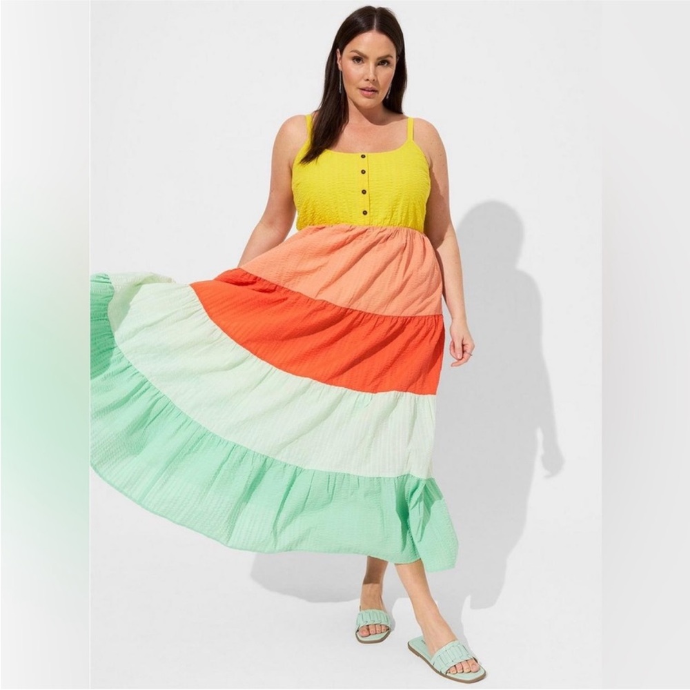 Torrid Seersucker Tiered Sleeveless Maxi Dress Rainbow Colorblock Stripes Sz 00